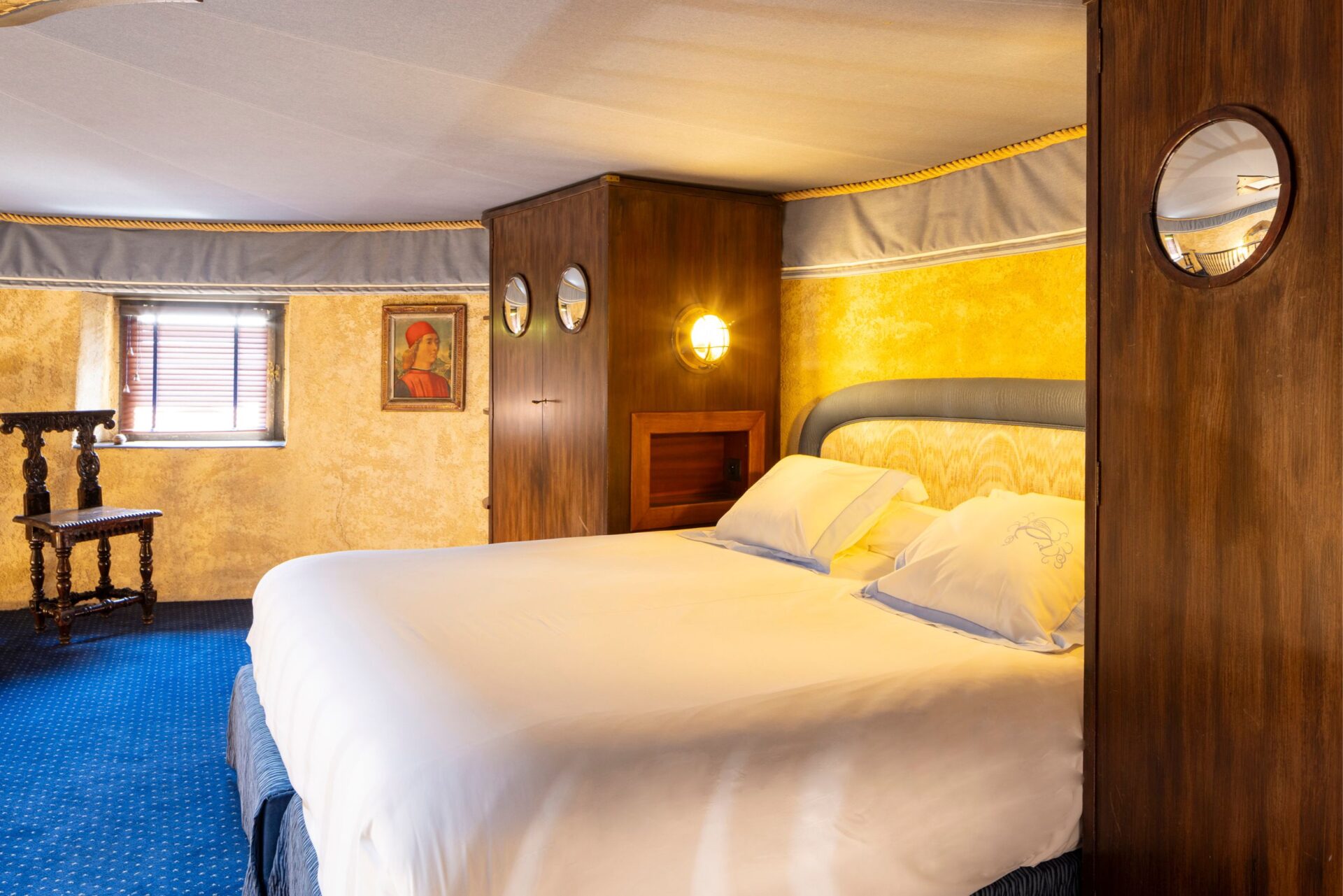 Lit à l’étage supérieur de la chambre Christophe Colomb